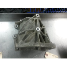 103J010 Air Compressor AC Bracket For 10-14 GMC Yukon XL 1500 Denali 6.2 12554026